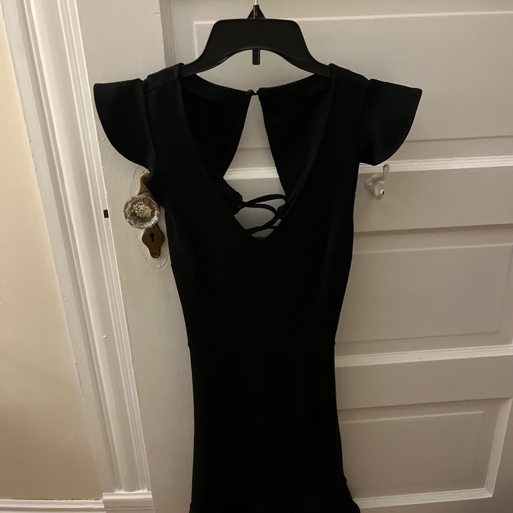 Chic Backless Black Dress